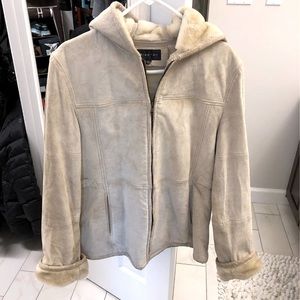 Women’s leather coat